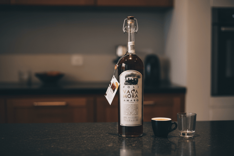 Amaro Vaca Mora Licor Italiano - La Cava