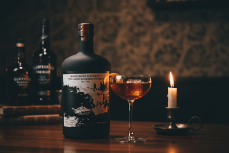 Bourbon Whiskey The Burning Chair 750ml Savage & Cooke California - Whiskey de Estados Unidos - La Cava