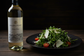 Ensalada balsámica con Haven Point Chenin Blanc