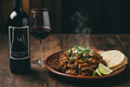 Master and Servant Cabernet Sauvignon - Maridaje con Barbacoa de Hidalgo de Cocción Lenta