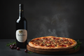 Pizza rústica con Winemakers Shiraz