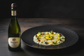 Tiradito con Espumoso Sauvignon Blanc